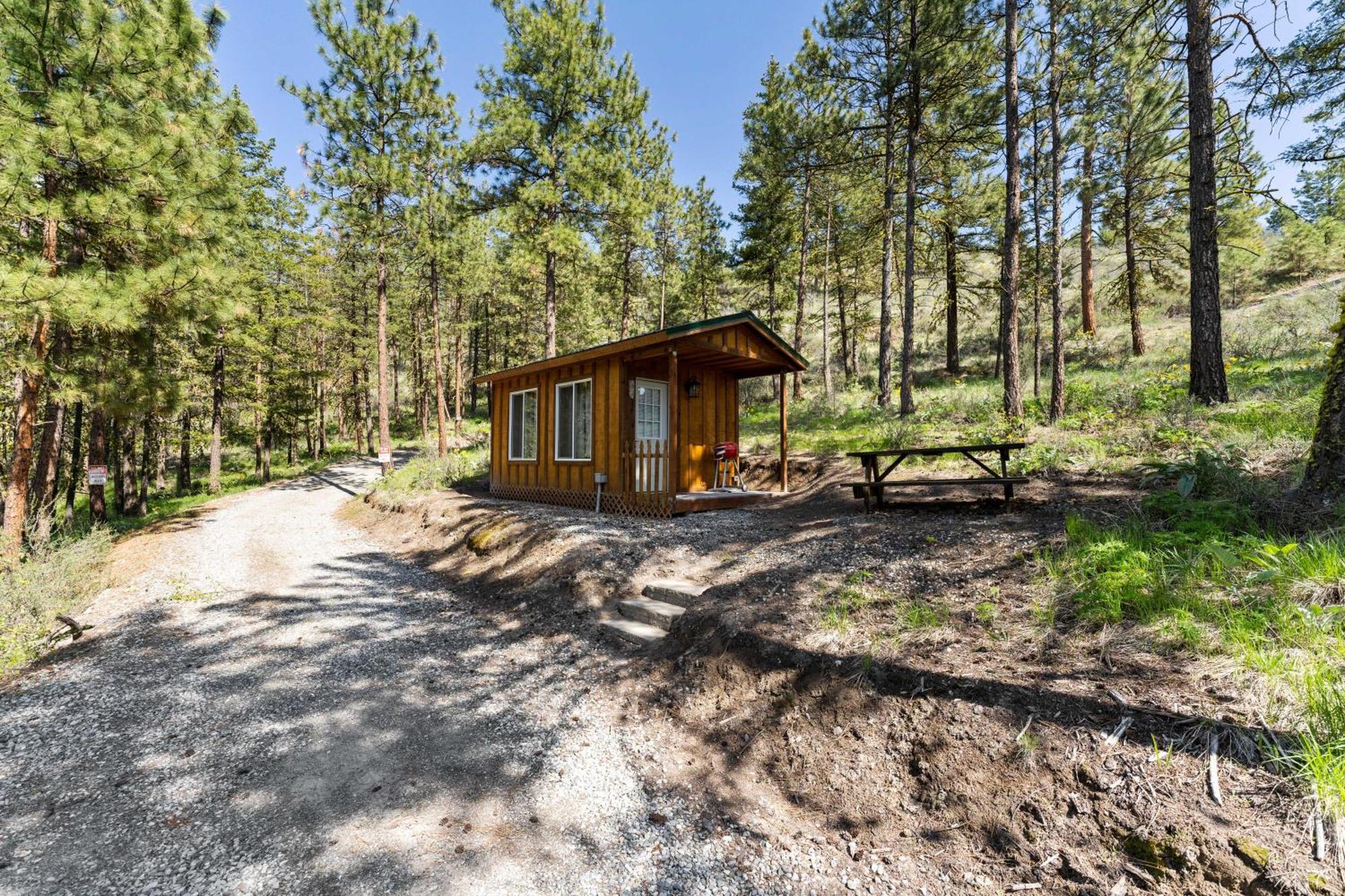 Echo Valley Resort + Cabins Manson Екстер'єр фото