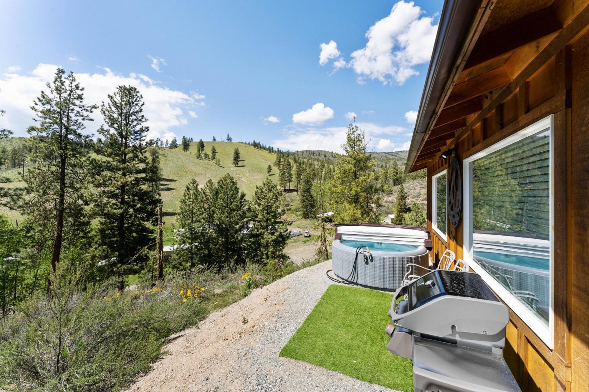 Echo Valley Resort + Cabins Manson Екстер'єр фото